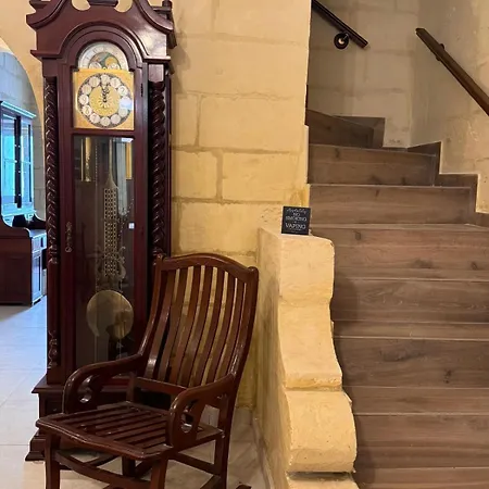 Historic Maltese * Kalkara